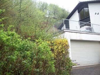 Ferienwohnung am Wirschbach, Eingangsbereich mit Hochterrasse