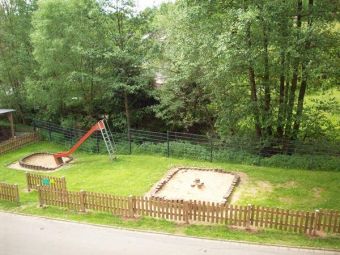 Ferienwohnung am Wirschbach, KInderspielplatz, nahe zum Haus