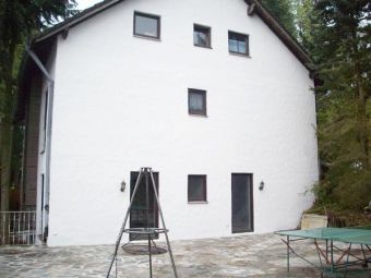 Ferienwohnung Immerather Maar, hinter dem Haus, Terrasse 